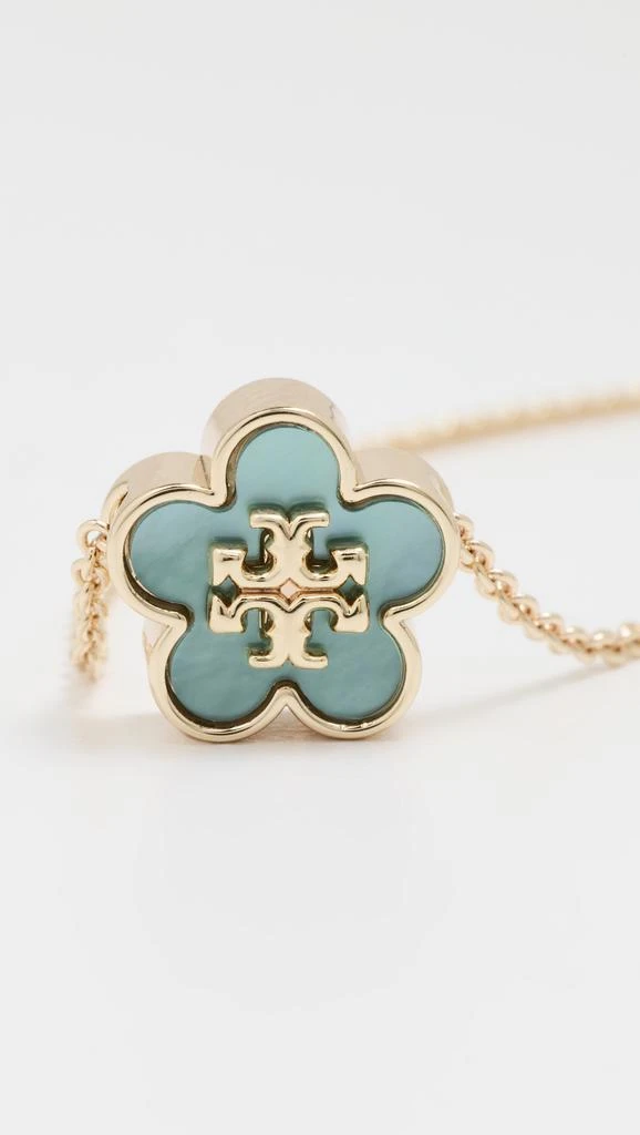 商品Tory Burch|Kira Flower Pendant Necklace,价格¥950,第3张图片详细描述