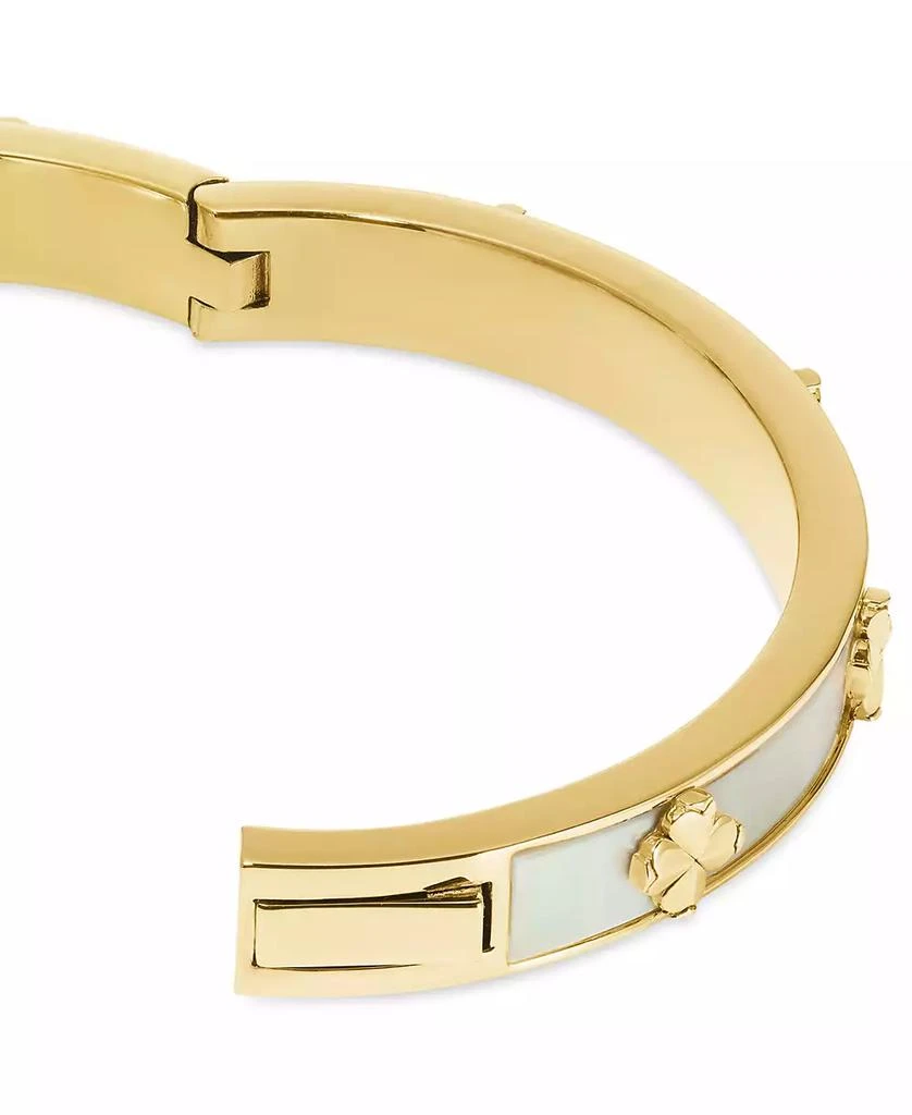 商品Kate Spade|Imitation Pearl Gold Hinge Bangle Bracelet,价格¥1090,第3张图片详细描述