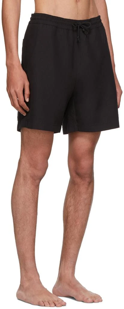 商品Carhartt WIP|Black Chase Swim Shorts,价格¥330,第2张图片详细描述