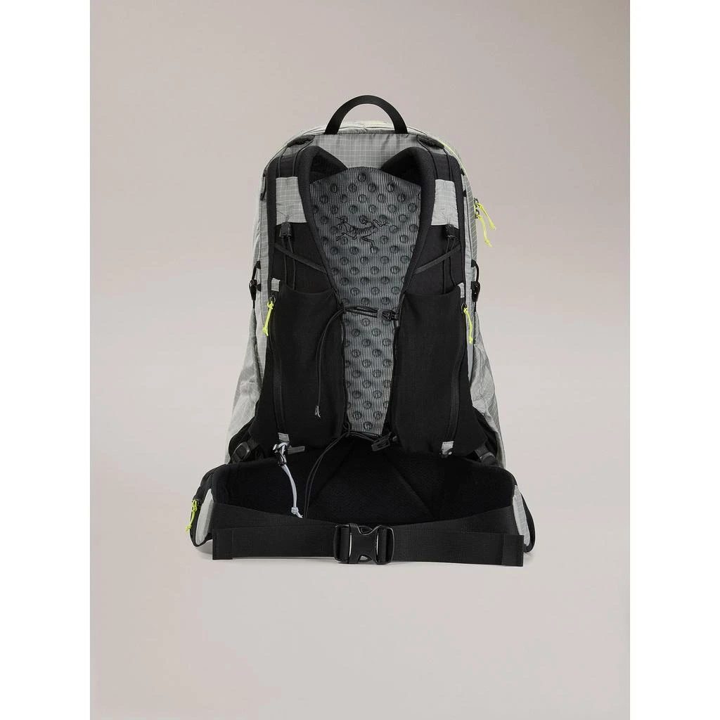 Arc'teryx Aerios 30 Backpack Men's | Versatile Pack for Overnight and Day Use | Pixel/Sprint, Regular 商品