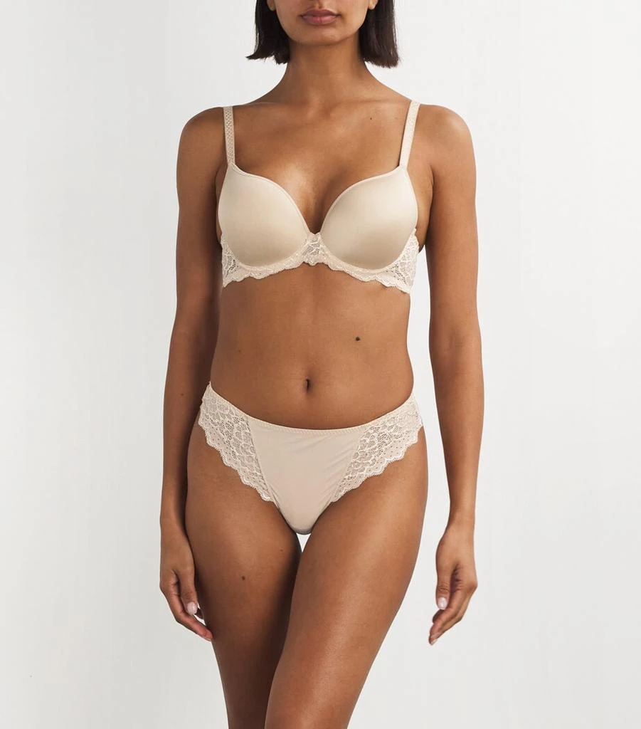 商品Simone Perele|Lace Caresse Tanga,价格¥435,第2张图片详细描述