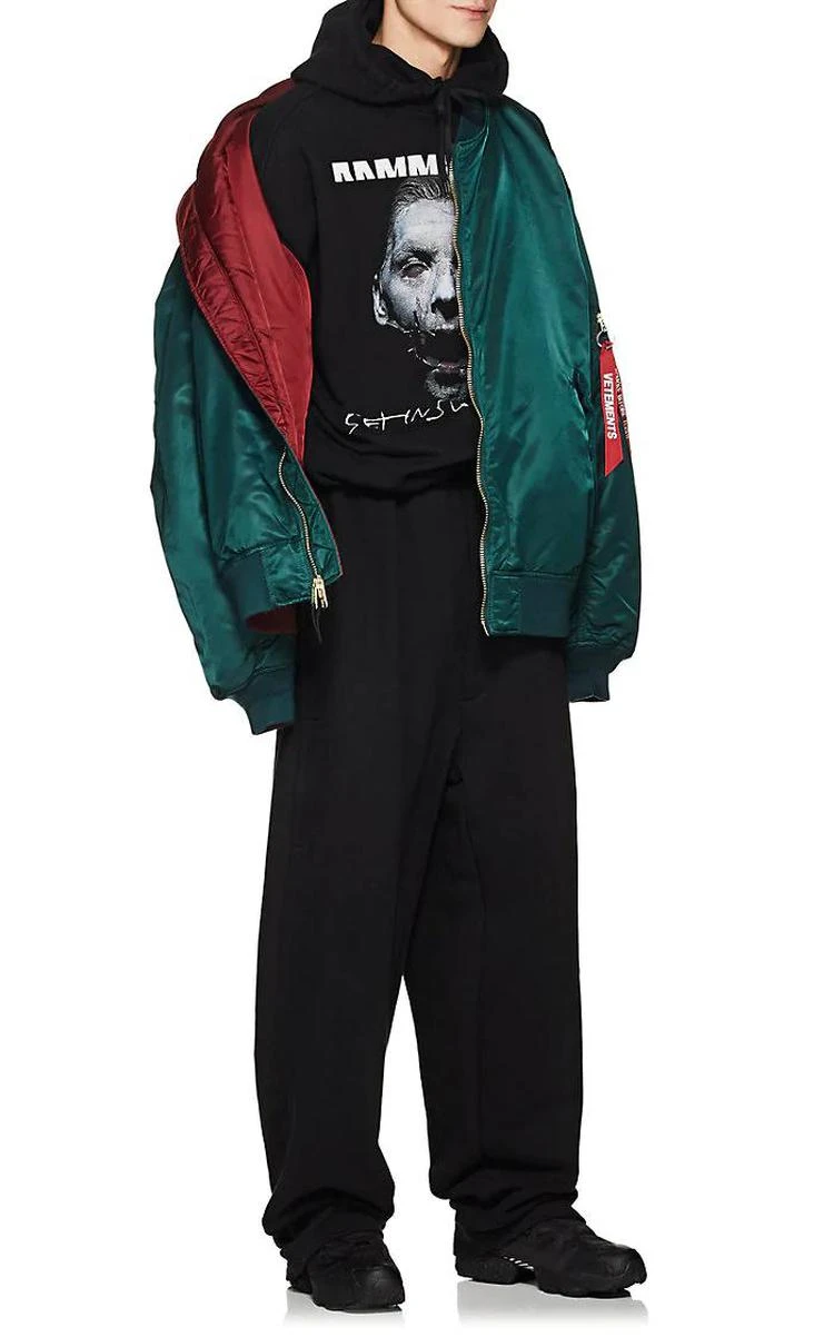 商品Vetements|Cotton-Blend Wide-Leg Sweatpants,价格¥4102,第2张图片详细描述