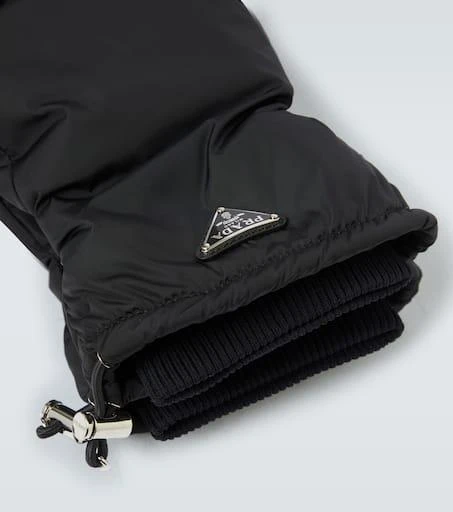 商品Prada|Nylon gloves with logo,价格¥5566,第2张图片详细描述