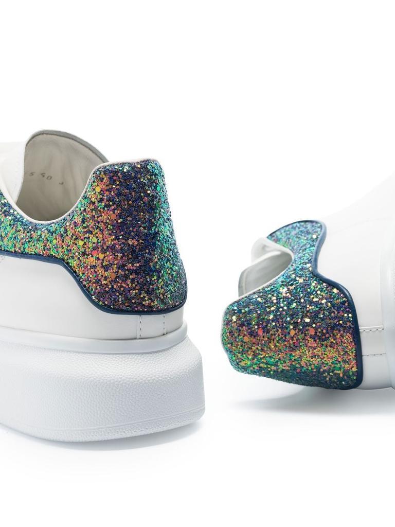 商品Alexander McQueen|ALEXANDER MCQUEEN WOMEN GLITTERED OVERSIZED LOW-TOP SNEAKER,价格¥4244,第6张图片详细描述