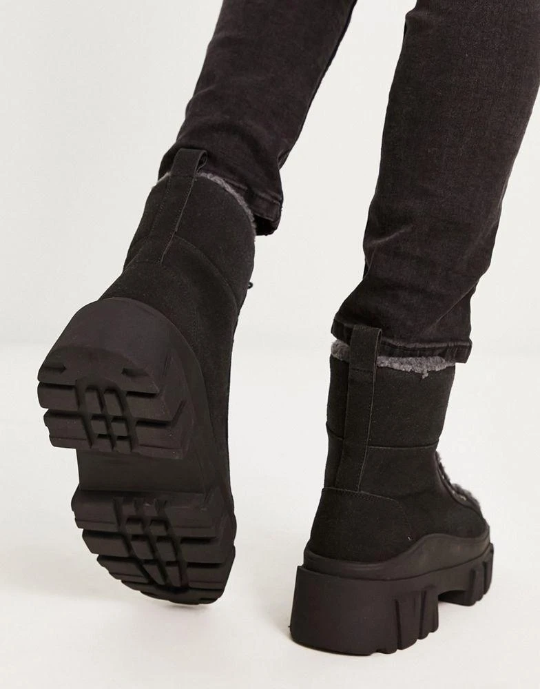 商品ASOS|ASOS DESIGN chunky lace up boot in black faux suede with faux borg lining,价格¥242,第2张图片详细描述