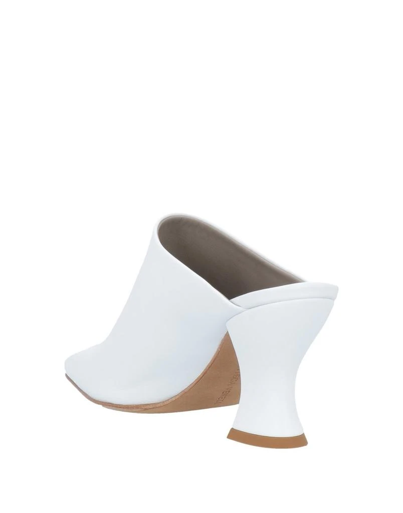 商品Bottega Veneta|Mules and clogs,价格¥1892,第3张图片详细描述