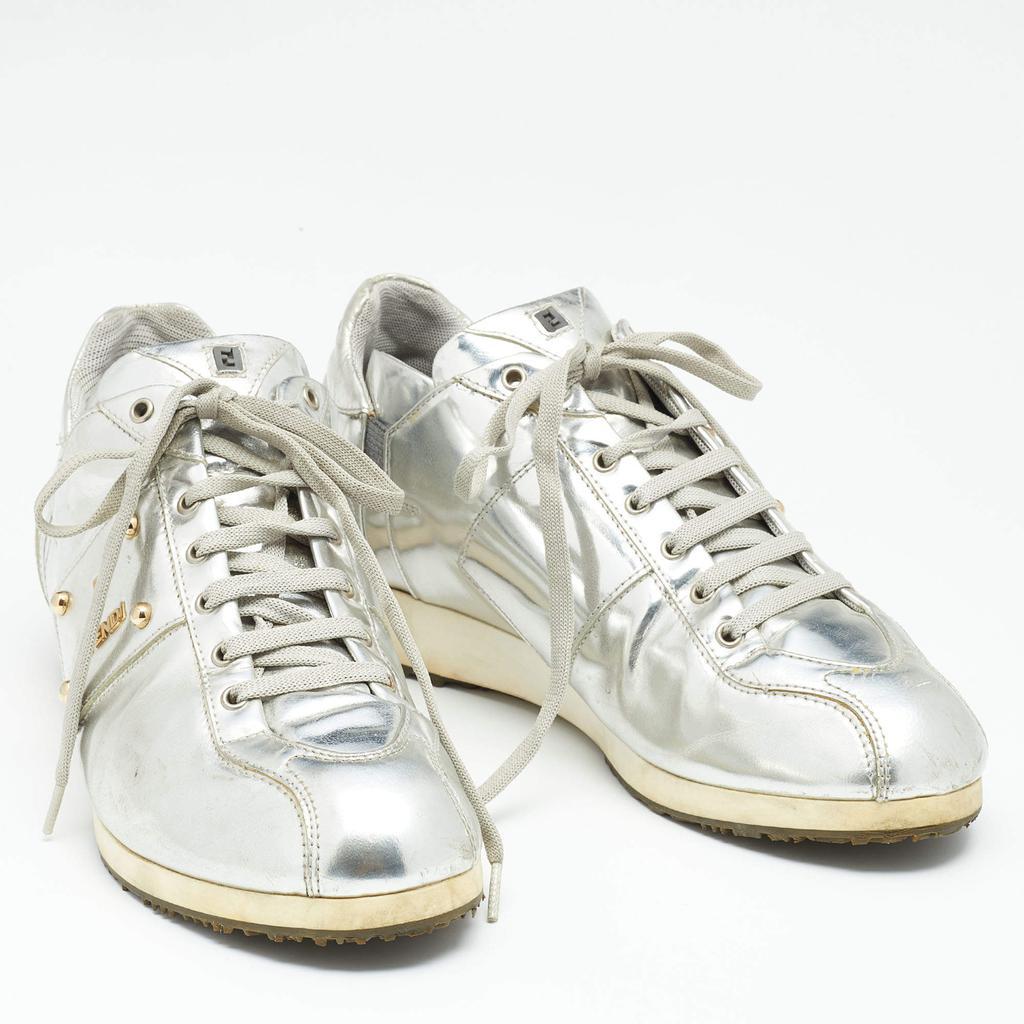 商品[二手商品] Fendi|Fendi Metallic Silver Patent Leather Low Top Sneakers Size 38,价格¥2798,第6张图片详细描述