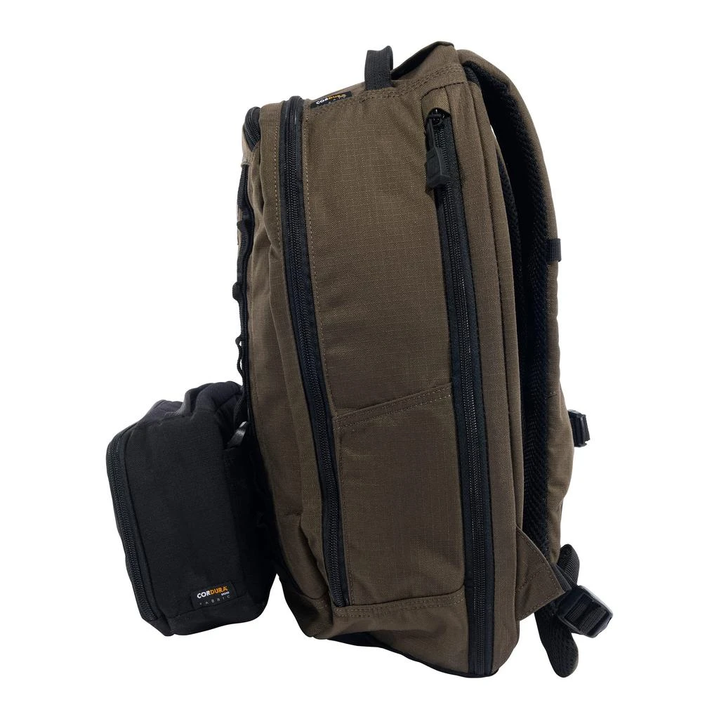 商品Carhartt|25 L Cargo Series Daypack + 3 Can Cooler,价格¥1048,第3张图片详细描述