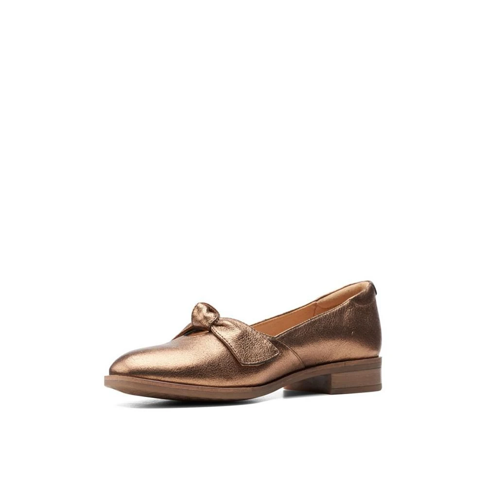 商品Clarks|Collection Women's Trish Wave Loafers,价格¥425,第4张图片详细描述