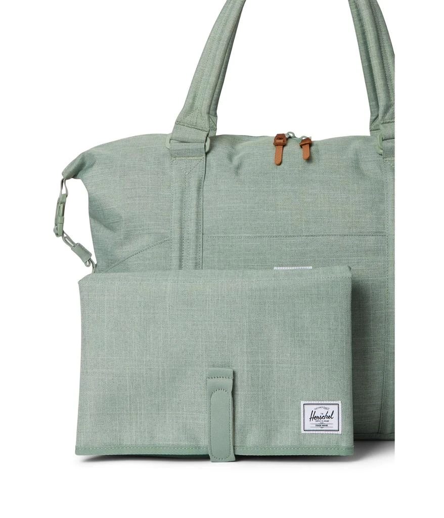 商品Herschel Supply|Strand Duffle Diaper Bag,价格¥619,第4张图片详细描述