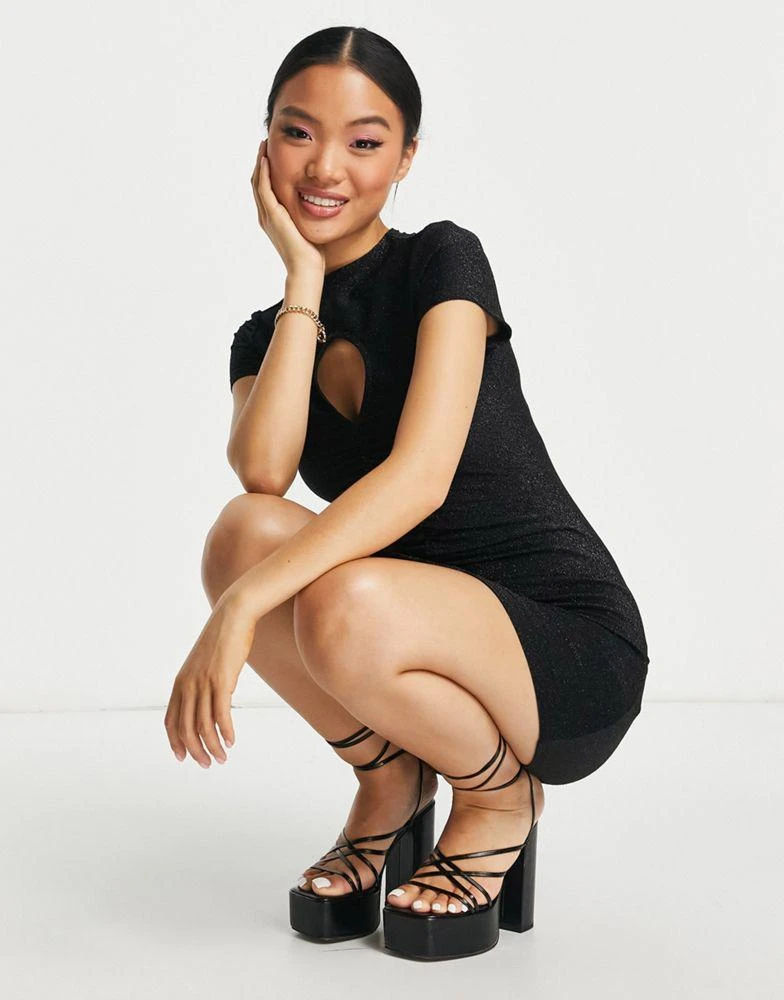 商品Topshop|Topshop Petite 90s style keyhole mini dress in black,价格¥212,第4张图片详细描述