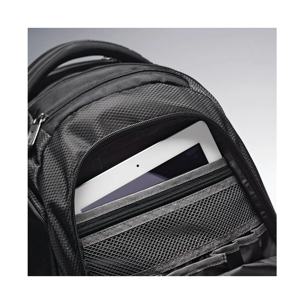 Tectonic 2 Medium Backpack 商品