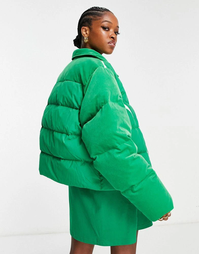 商品Adidas|adidas Originals 'adicolor 70s' velvet puffer jacket in green,价格¥1056,第2张图片详细描述