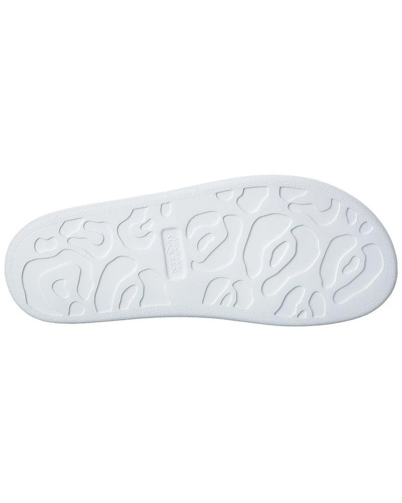 商品Alexander McQueen|Alexander McQueen Pool Rubber Slide,价格¥1254,第4张图片详细描述