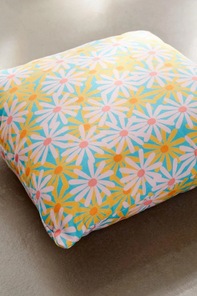 商品DENY Designs|Inez Justine For Deny Retro Sunny Floral Outdoor Throw Pillow,价格¥225,第3张图片详细描述