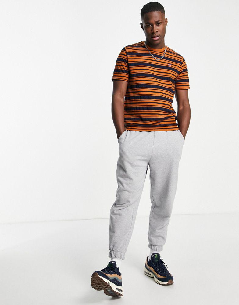 Levi's striper t-shirt in navy/orange with small logo商品第4张图片规格展示