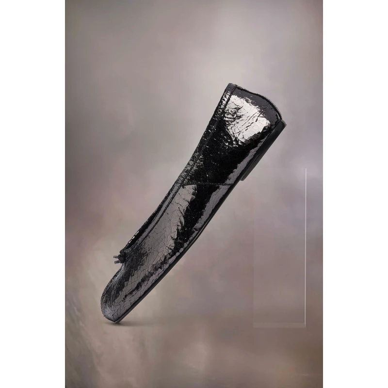 商品MAISON MARGIELA|Maison Margiela 女士深灰色牛皮单鞋,价格¥8059,第5张图片详细描述