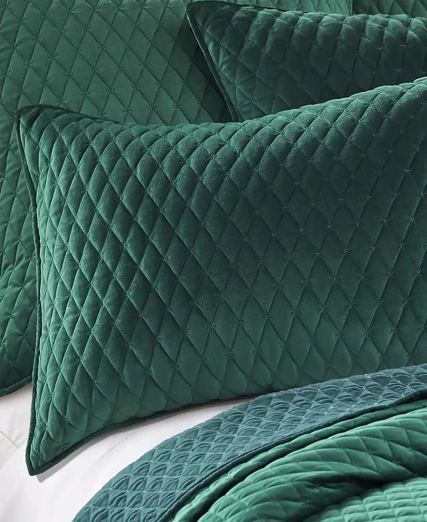 商品Levtex|Empire Rich Emerald Velvet Quilted Sham, European,价格¥116,第3张图片详细描述