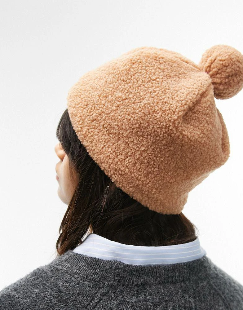 商品Topshop|Topshop borg beanie with pom in camel,价格¥95,第4张图片详细描述