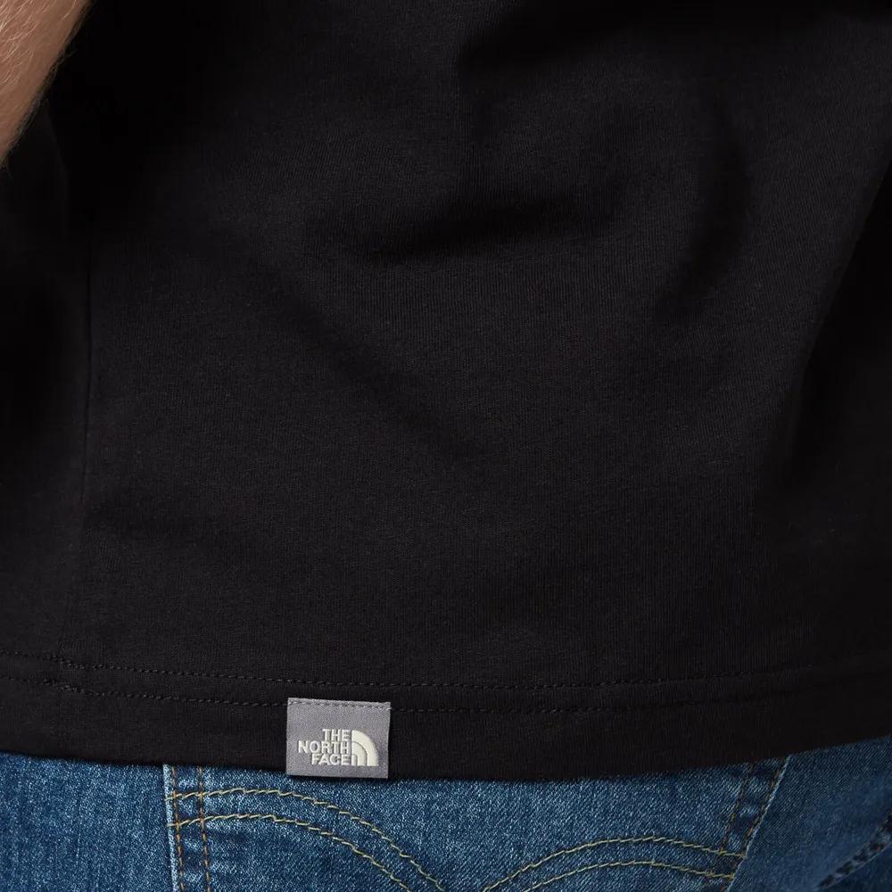 The North Face Men's Redbox Short Sleeve T-Shirt商品第4张图片规格展示