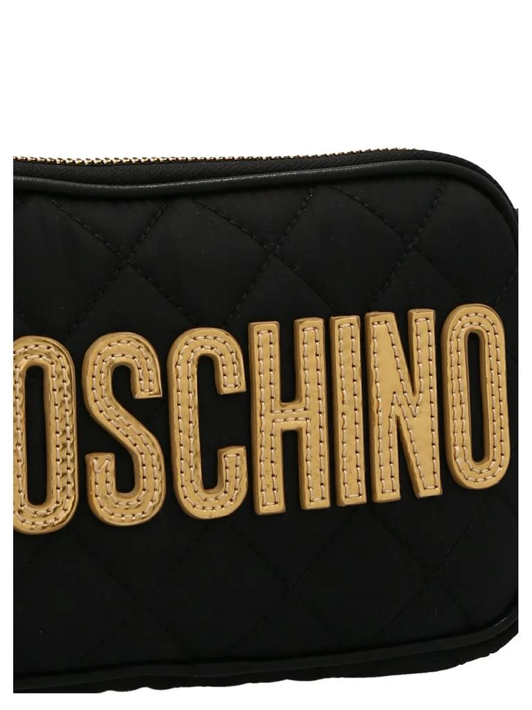 商品Moschino|Moschino Quilted Logo Patch Zipped Crossbody Bag,价格¥1680,第3张图片详细描述