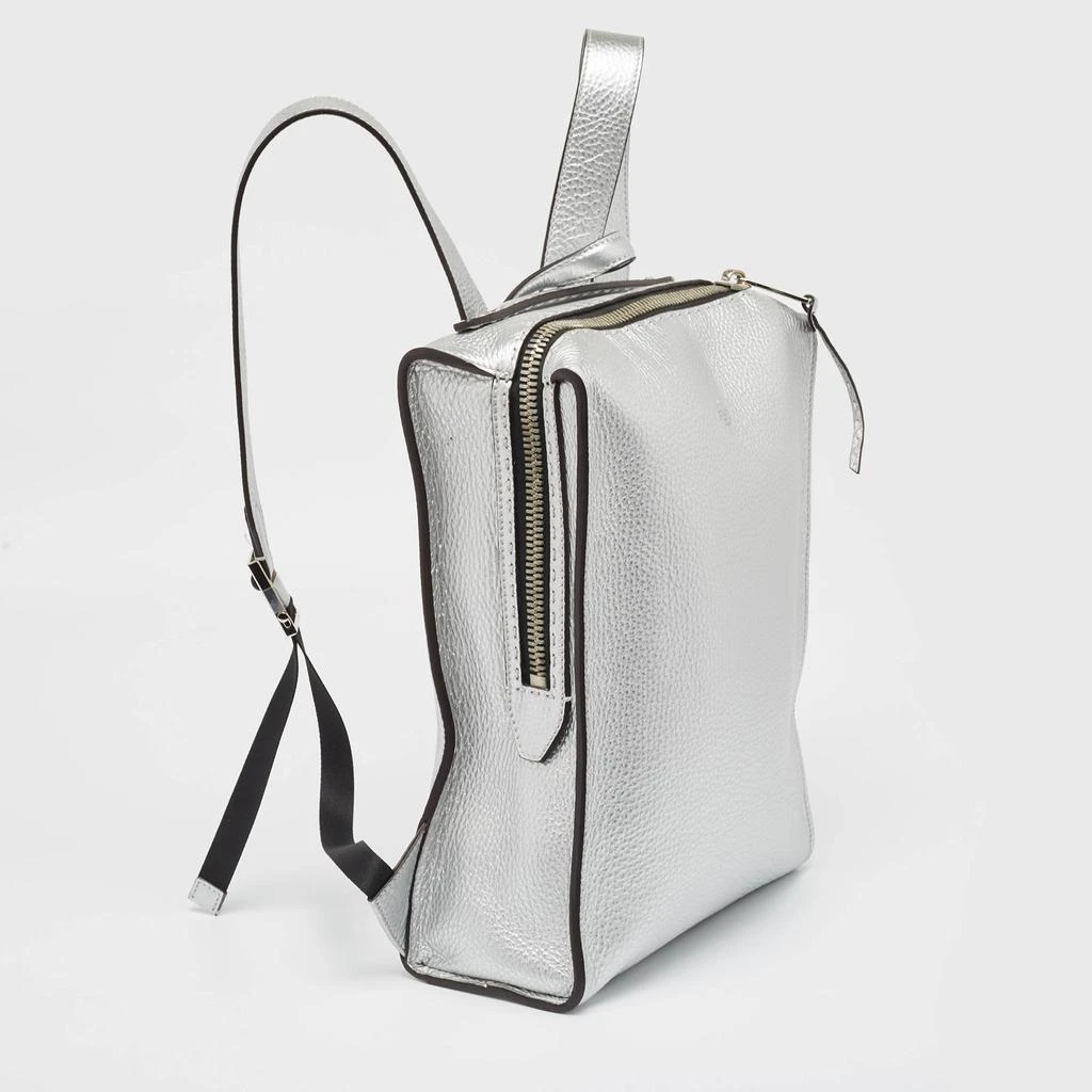 商品[二手商品] Fendi|Fendi Silver Selleria Leather Slim Backpack,价格¥3735,第3张图片详细描述