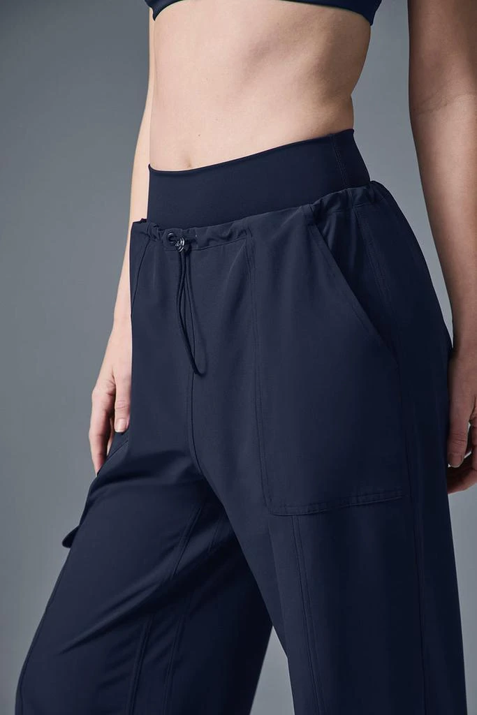 商品Alo|Megastar Cargo Pant - Black,价格¥1062,第4张图片详细描述