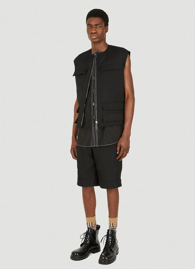 商品Burberry|Topstitched Sleeveless Shirt in Black,价格¥4045,第2张图片详细描述