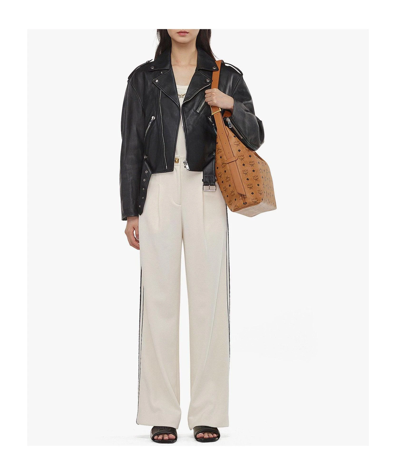 商品【商品预售7天】 MCM|MCM 女士斜挎包 MWHESTA02CO001 棕色,价格¥6424,第5张图片详细描述