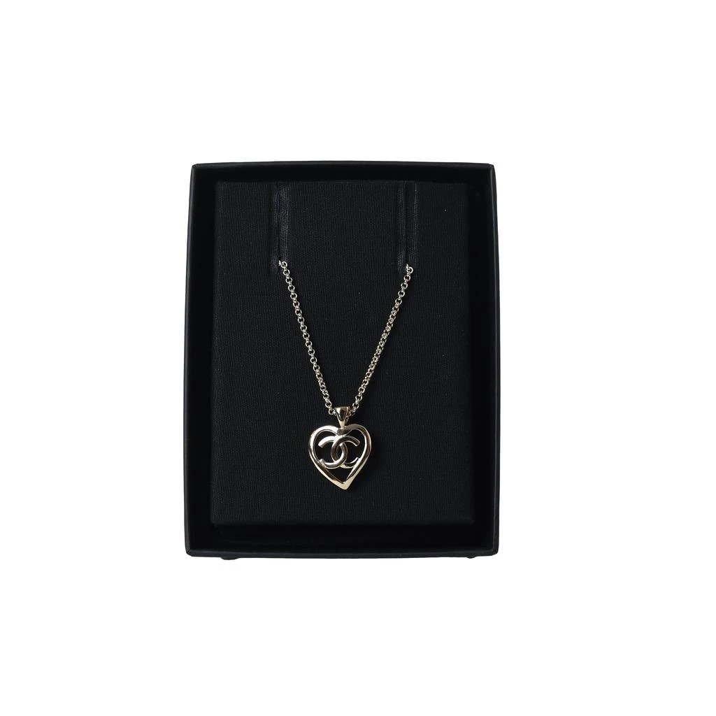 商品Chanel|Chanel Heart Shape CC Logo Pendant Necklace Gold,价格¥5612,第1张图片