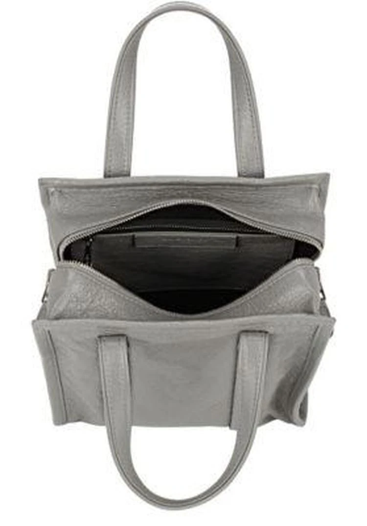 商品Balenciaga|Arena Leather Bazar Extra-Small Shopper Tote Bag,价格¥10050,第5张图片详细描述