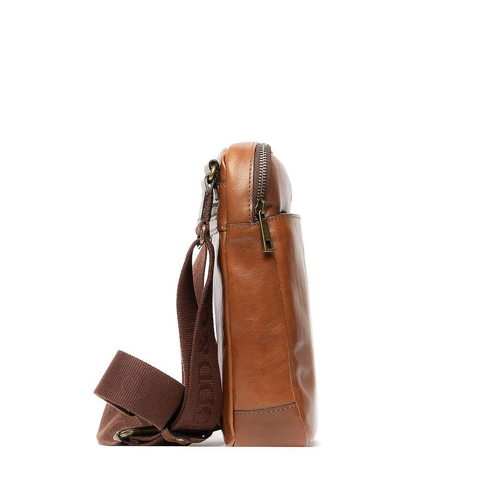 Cambridge Leather Crossbody Satchel 商品