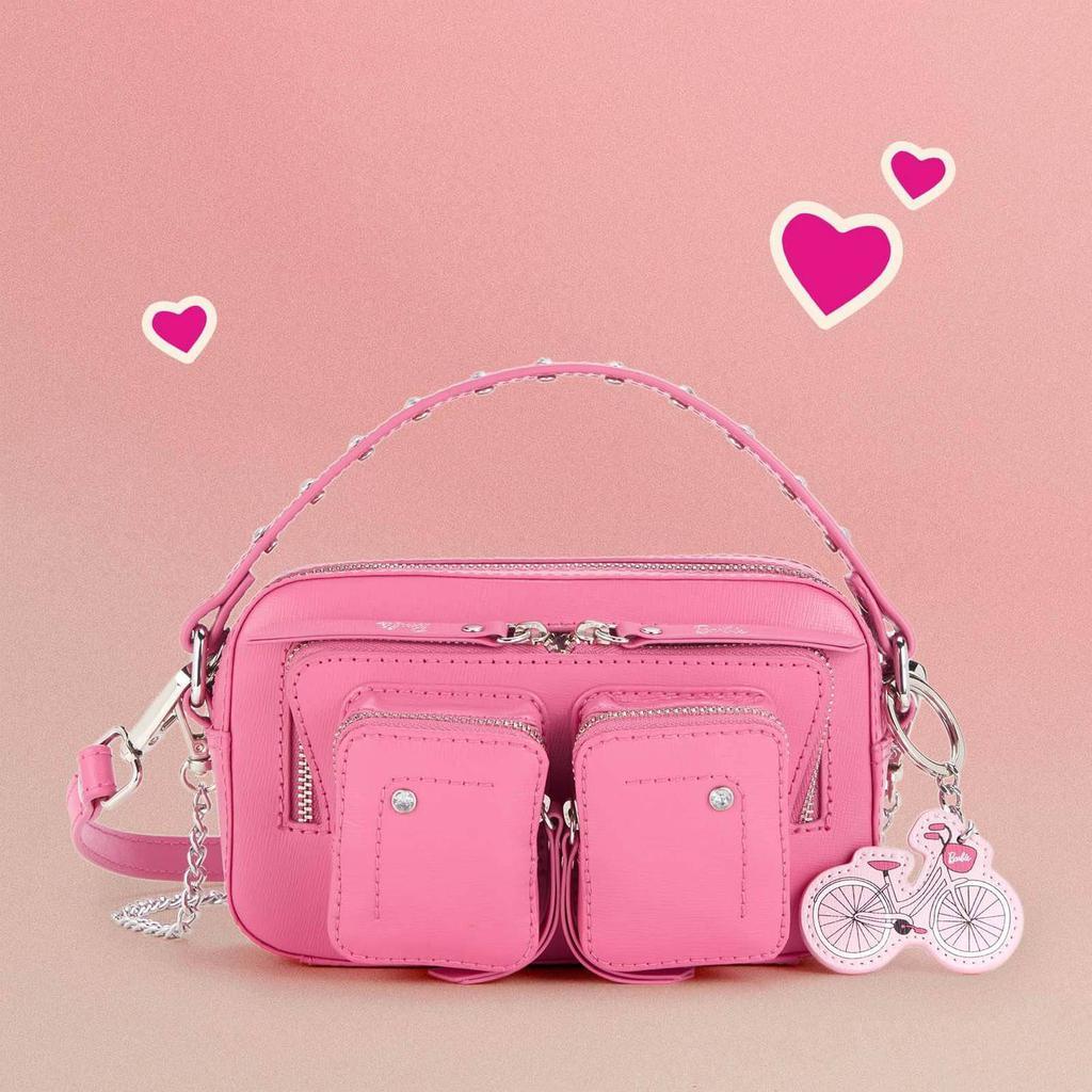 商品Nunoo|Núnoo Women's x Barbie Helena Cross Body Bag - Bright Pink,价格¥730,第1张图片