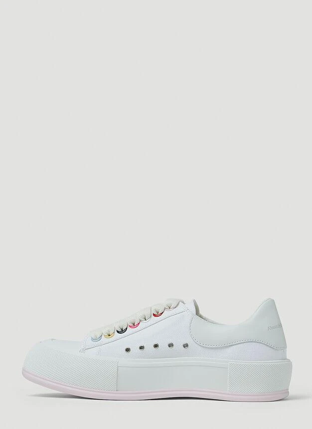 商品Alexander McQueen|Deck Plimsoll Sneakers in White,价格¥1425,第3张图片详细描述