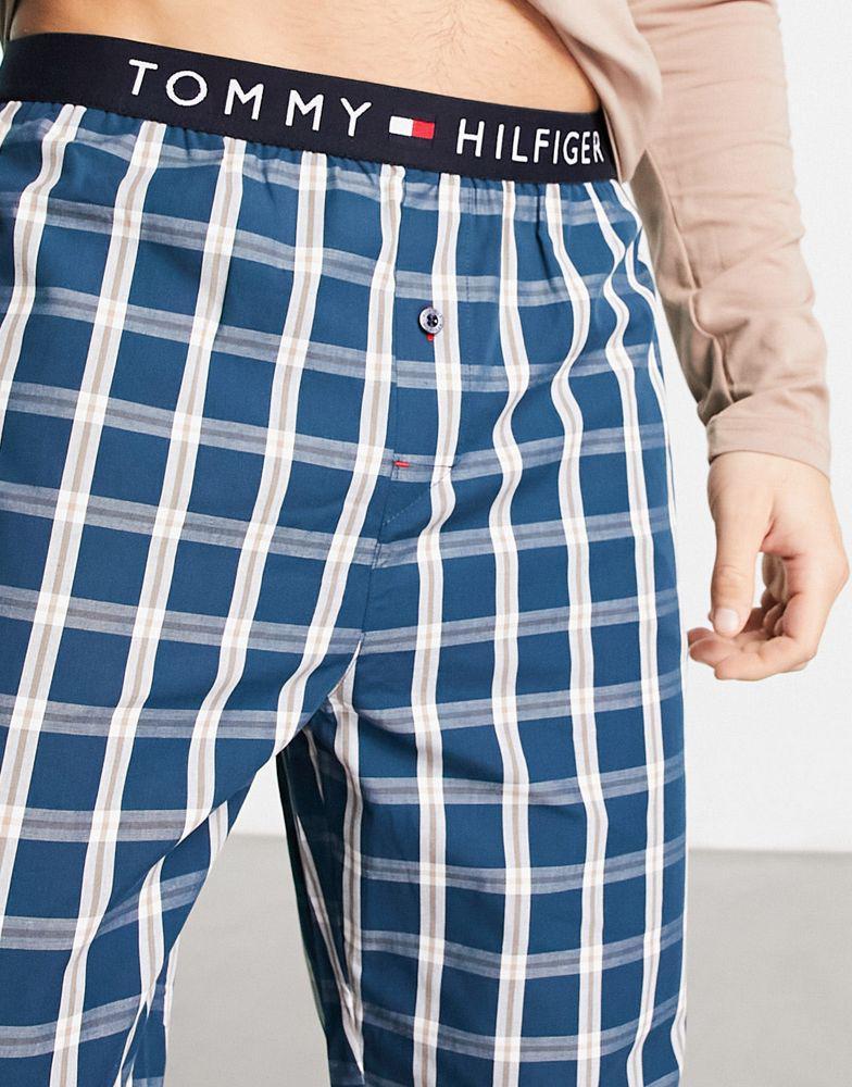 商品Tommy Hilfiger|Tommy Hilfiger check pyjama set in multi,价格¥550,第5张图片详细描述