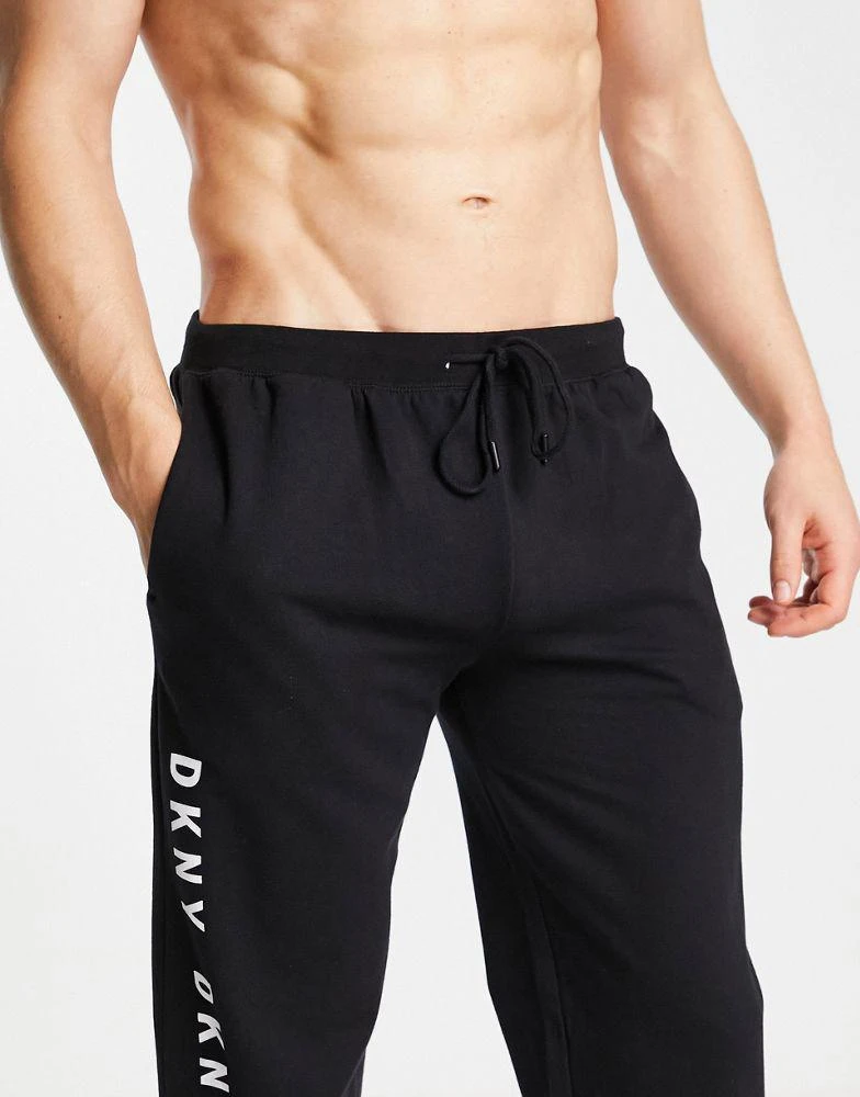 商品DKNY|DKNY Clippers logo lounge pant in black,价格¥176,第3张图片详细描述