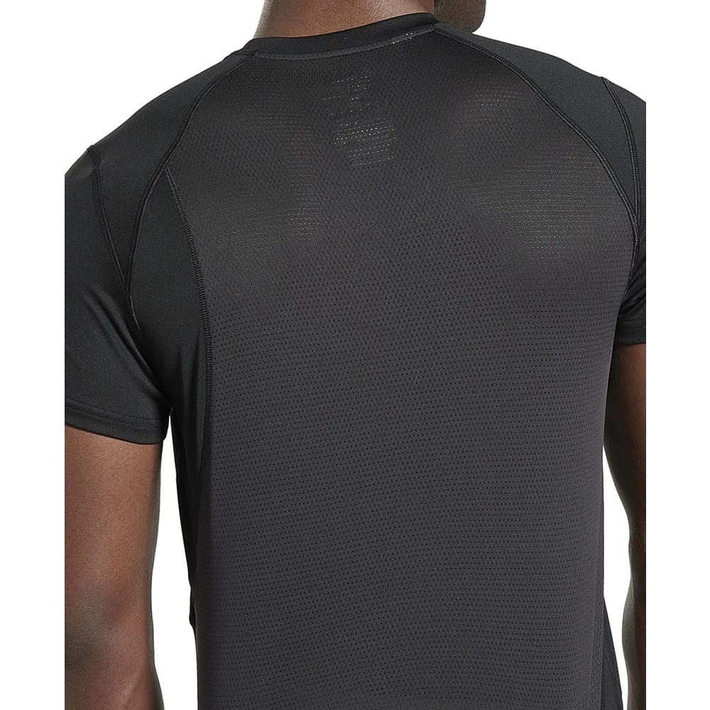 商品Reebok|Men's Running Speedwick Reflective T-Shirt,价格¥91,第4张图片详细描述