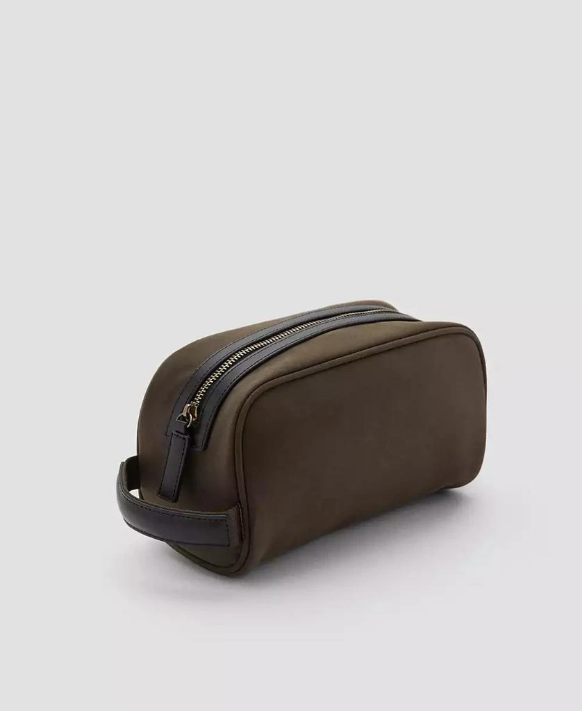 商品Mango|Men's Zipped Leather Cosmetic Bag,价格¥516,第2张图片详细描述