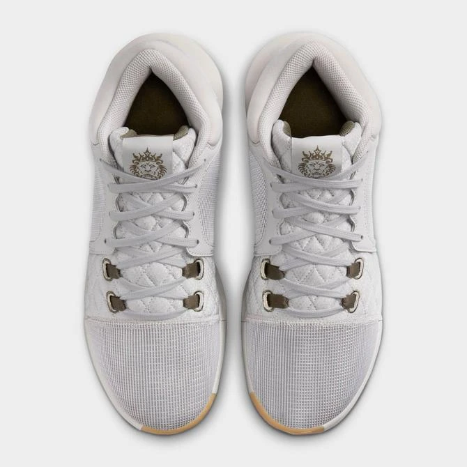 Nike LeBron Witness 8 Basketball Shoes 商品