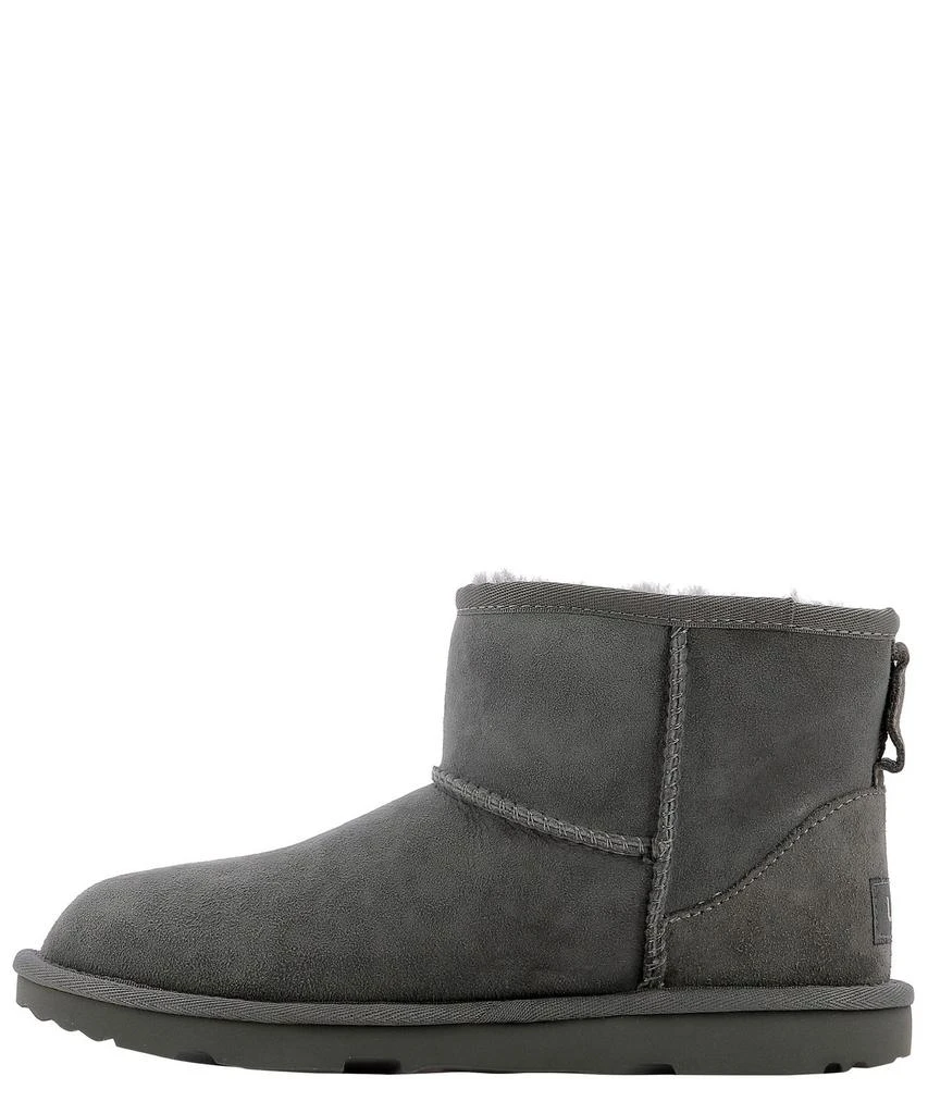 商品UGG|UGG Kids Classic Mini II Ankle Boots,价格¥3440,第2张图片详细描述