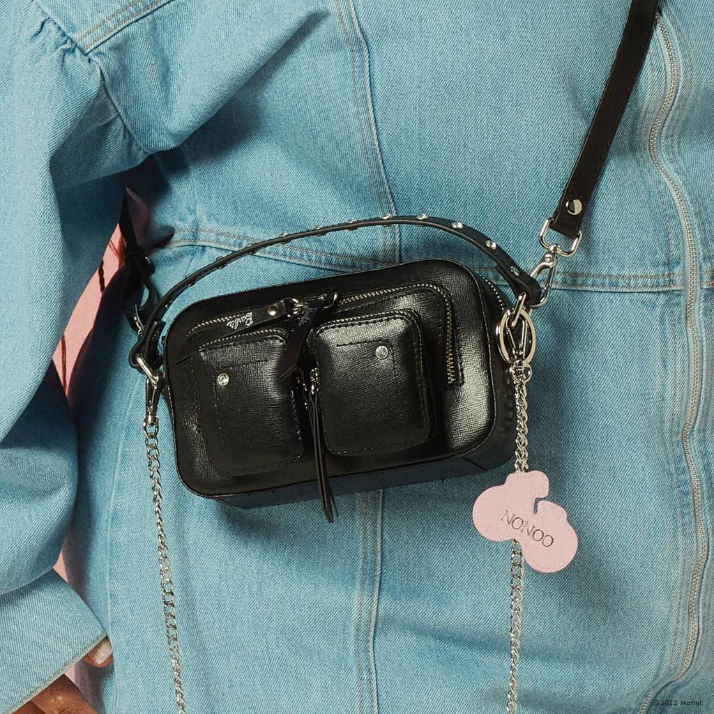 商品Nunoo|Núnoo Women's x Barbie Helena Cross Body Bag - Black,价格¥496,第5张图片详细描述