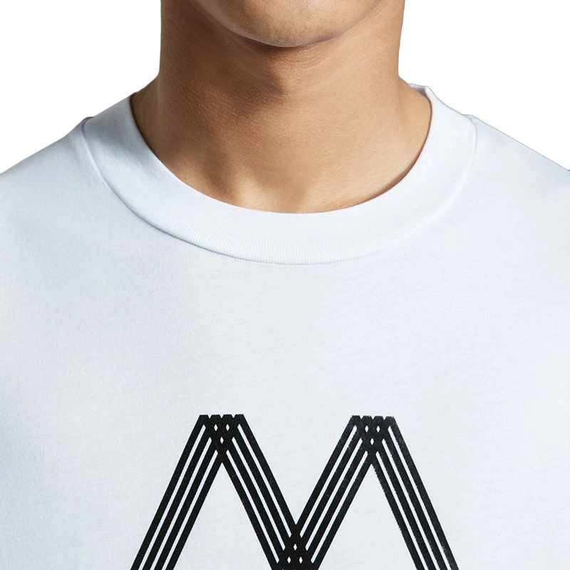 商品Moncler|【预售3-7天】Moncler/蒙克莱 22年秋冬新款 男士光学白色纯棉同色系徽标水印印纹短袖T恤H10918C00038829H8001,价格¥2205,第6张图片详细描述