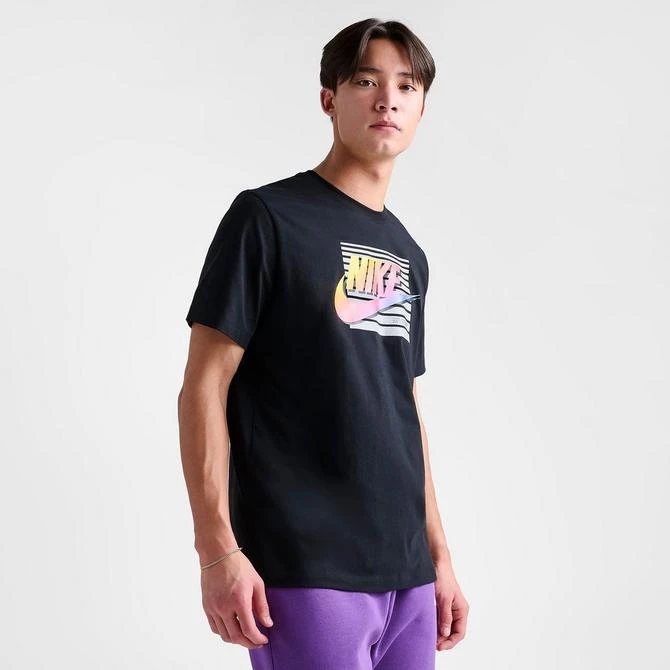 商品NIKE|Men's Nike Sportswear Futura Gradient Graphic T-Shirt,价格¥224,第3张图片详细描述