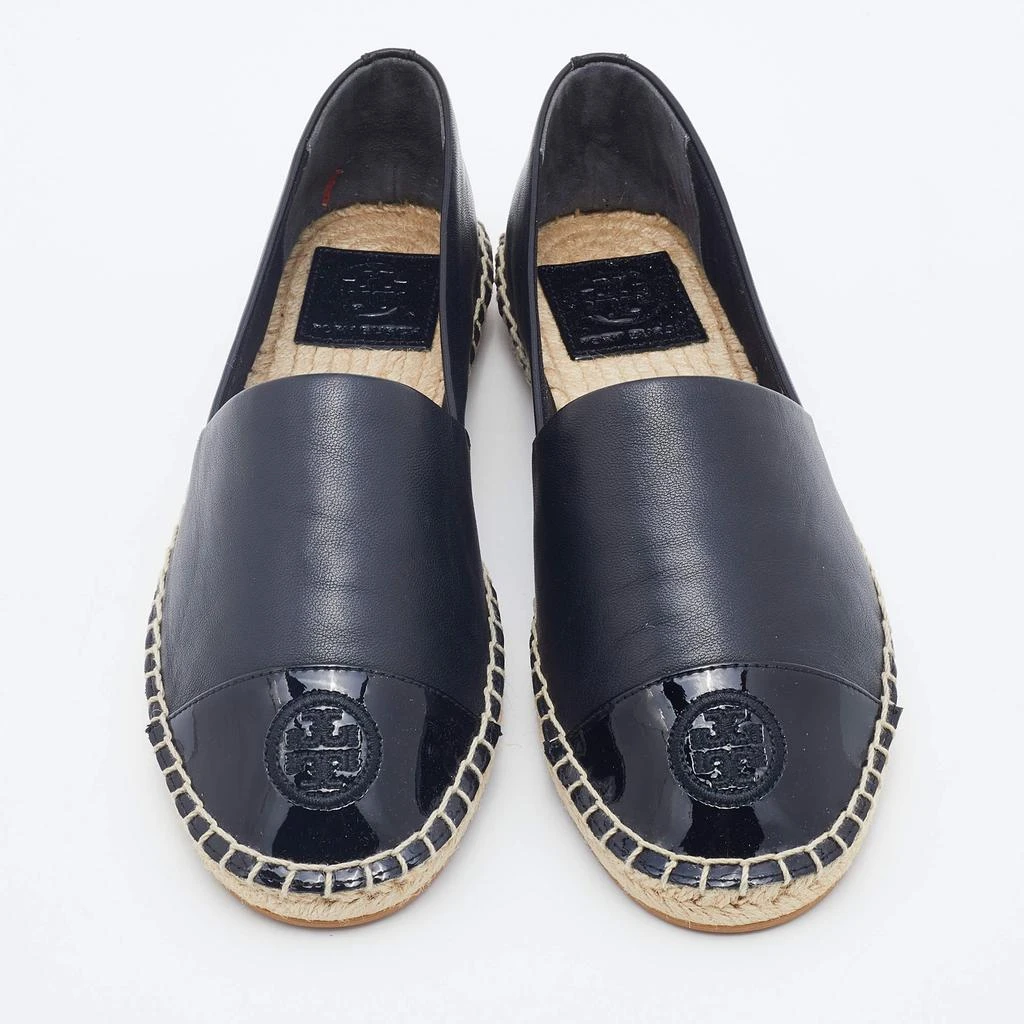 商品Tory Burch|Tory Burch Black Patent and Leather Flat Espadrilles Size 37.5,价格¥1355,第3张图片详细描述