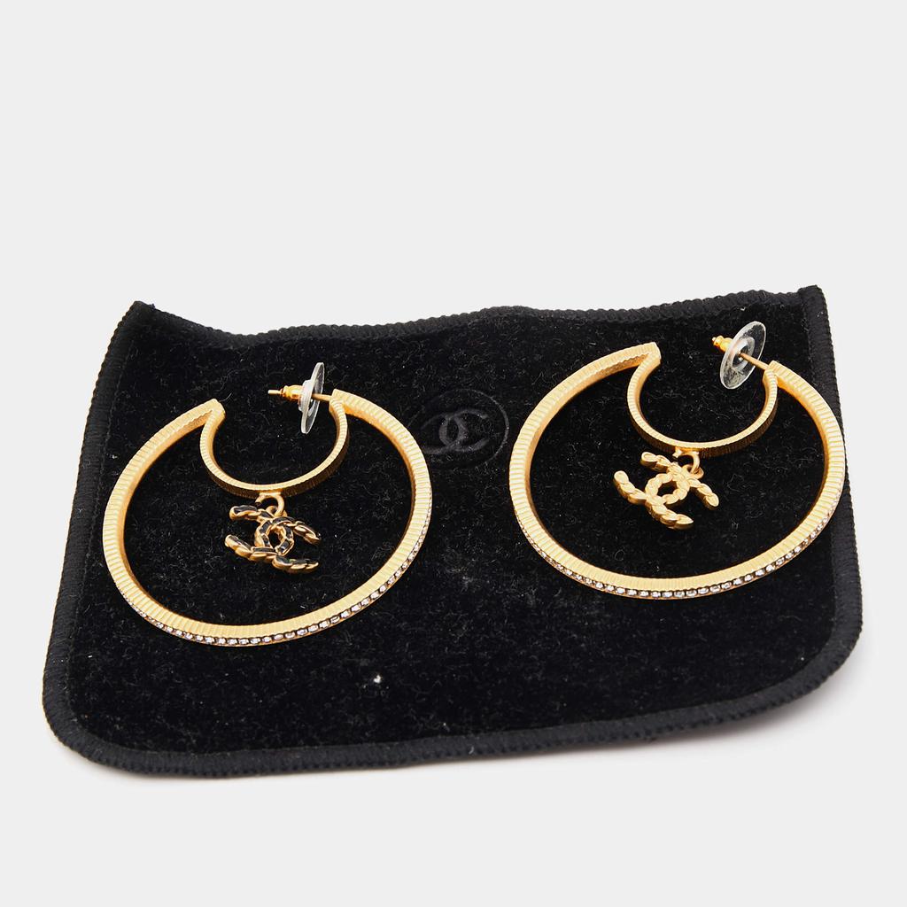 Chanel Gold Tone & Crystal Enamel CC Charm Hoop Earrings商品第4张图片规格展示
