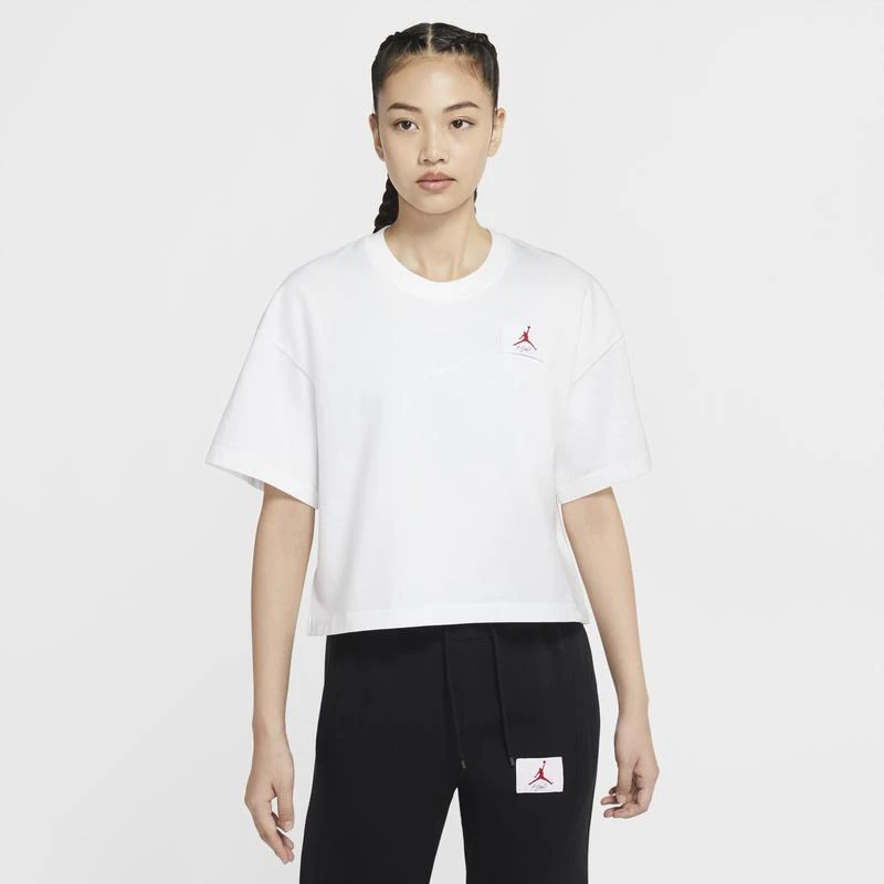 商品Jordan|Jordan Short Sleeve Essential Box - Women's,价格¥149,第1张图片