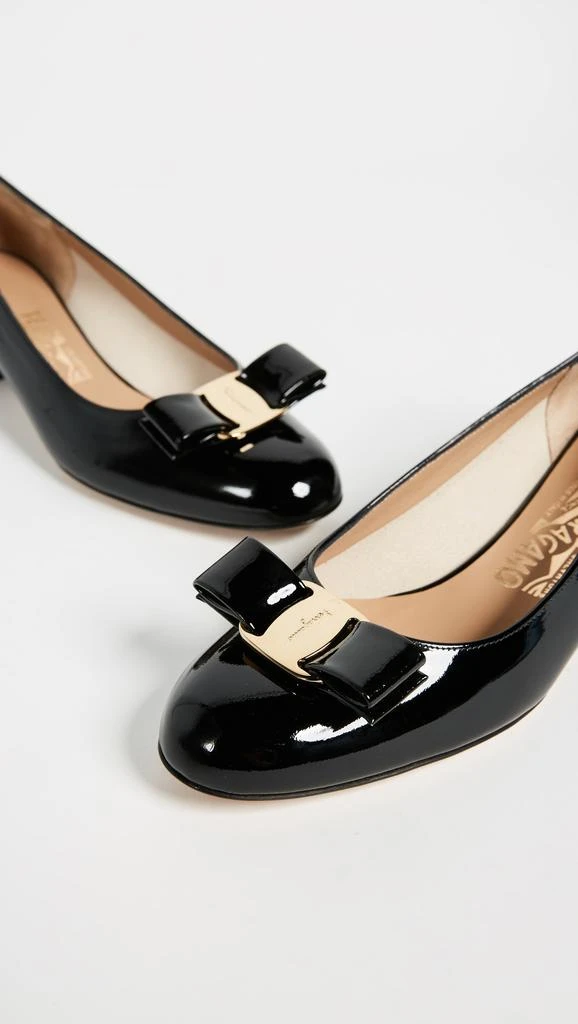 商品Salvatore Ferragamo|Salvatore Ferragamo 菲拉格慕 Vara 低跟浅口鞋,价格¥6567,第5张图片详细描述