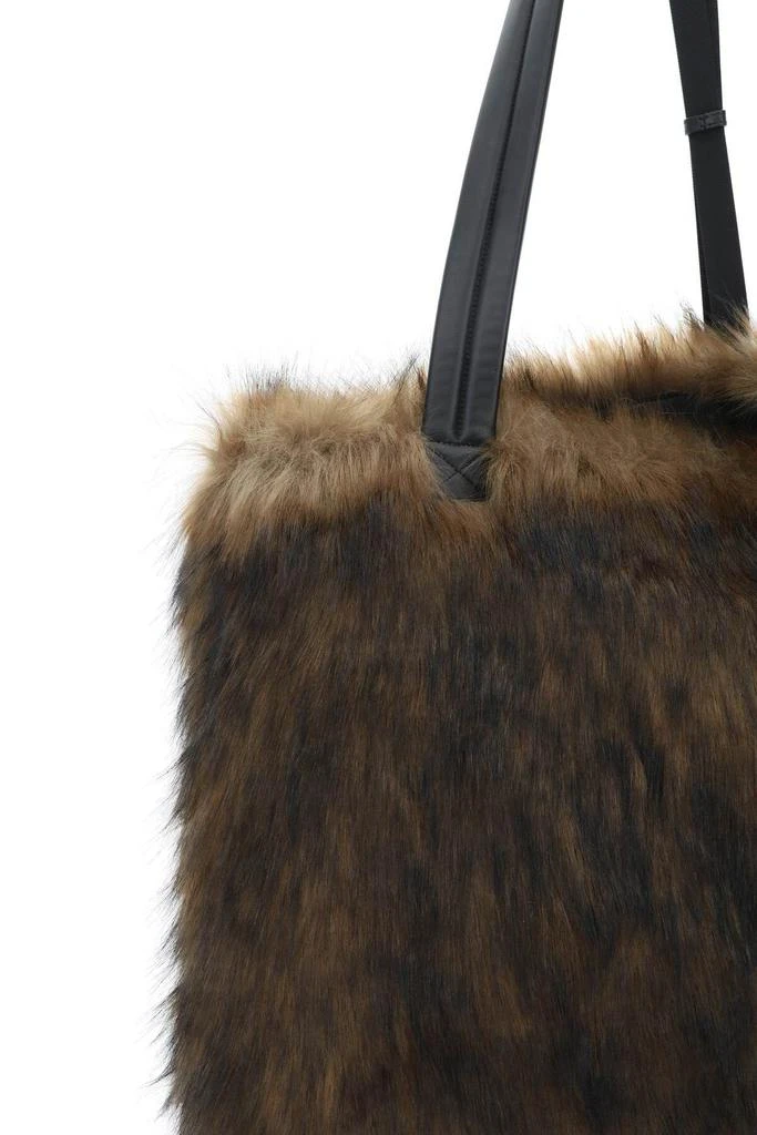 商品Burberry|FAUX FUR ASTRA LARGE BAG,价格¥16267,第3张图片详细描述