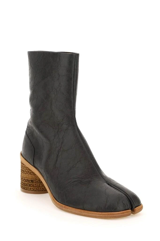 商品MAISON MARGIELA|FAUX LEATHER TABI ANKLE BOOTS,价格¥3678,第4张图片详细描述