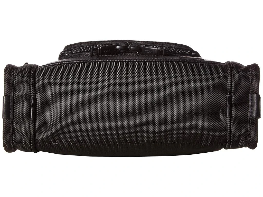 商品Tumi|Alpha 3 Hanging Travel Kit,价格¥1562,第4张图片详细描述